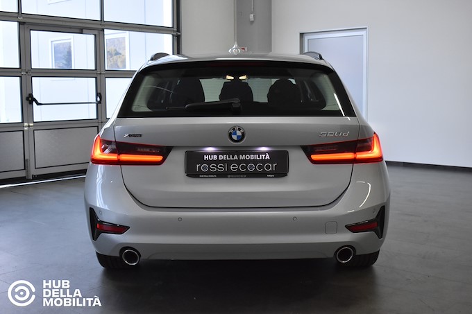 BMW 320d 48V xDrive Touring Business Advantage